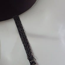 Load image into Gallery viewer, Online Vintage Shop, Vintage Clothing Boutique, Vintage, Women's Clothing, Seconhand, Distressed Vintage Designs, Sustainable Fashion