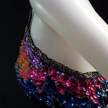 Load image into Gallery viewer, Online Vintage Shop, Vintage Clothing Boutique, Vintage, Women's Clothing, Seconhand, Distressed Vintage Designs, Sustainable Fashion