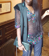 Load image into Gallery viewer, Online Vintage Shop, Vintage Clothing Boutique, Vintage, Women's Clothing, Seconhand, Distressed Vintage Designs, Sustainable Fashion