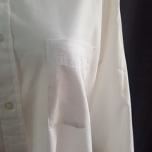 Load image into Gallery viewer, Online Vintage Shop, Vintage Clothing Boutique, Vintage, Women's Clothing, Seconhand, Distressed Vintage Designs, Sustainable Fashion