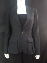 Load image into Gallery viewer, Online Vintage Shop, Vintage Clothing Boutique, Vintage, Women's Clothing, Seconhand, Distressed Vintage Designs, Sustainable Fashion