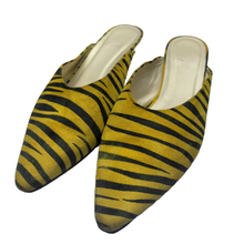 Load image into Gallery viewer, 90s Vintage Zebra Stripe Kitten Heel Mules Size 9

