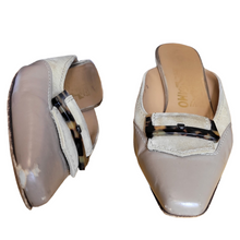 Load image into Gallery viewer, 90s Ferragamo Leather Kitten Heel Slide -In Mules Size 7
