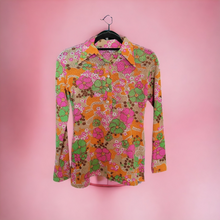 Load image into Gallery viewer, 1960s Fashion Vintage Trippy Floral Psychedellic Print Knit Top Lucille Golden Vintage
