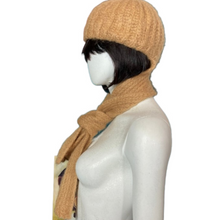 Load image into Gallery viewer, 60’s Mohair Beret Scarf
