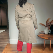Load image into Gallery viewer, Vintage Trenchcoat Gender Neutral Tan Size L

