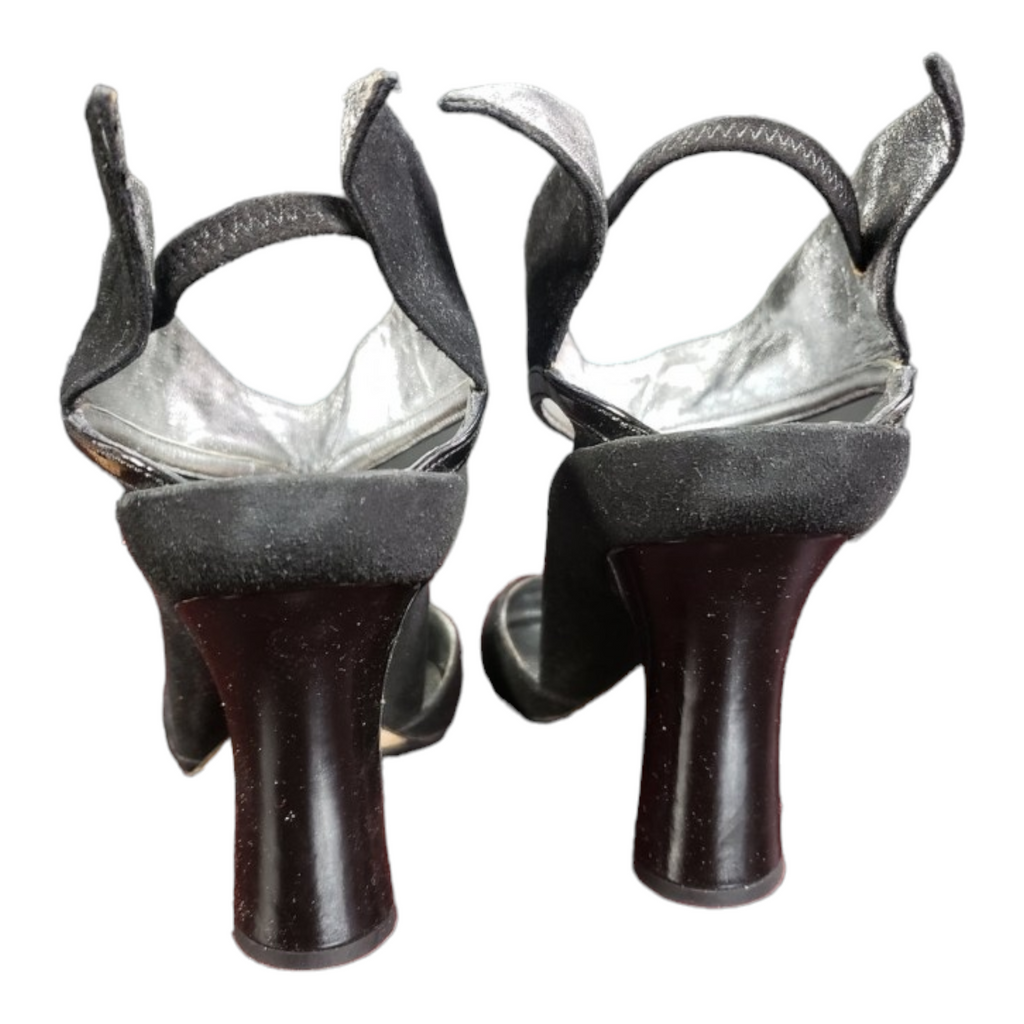 Marc Jacobs Black Suede Y-Strap Pumps size 36.5