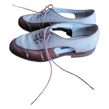 Load image into Gallery viewer, Vintage Rinaldi Distinctive Womens Footwear Made In Italy Cut Out Loafers, Size 36
