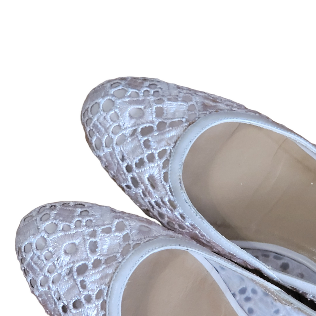 Stuart Weitzman Lace Ballerina Bridal Flats Size 9