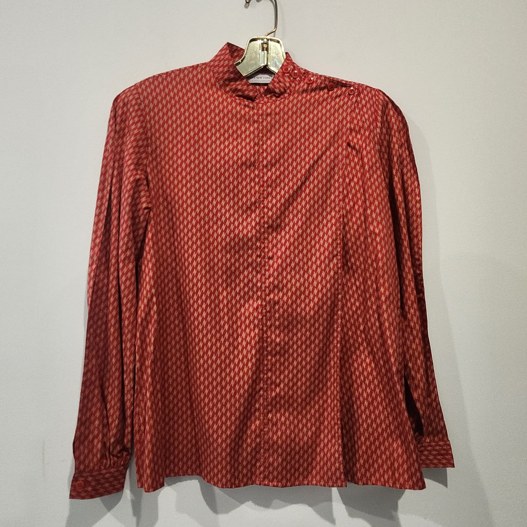 Lucille Golden Vintage, LLC Jones New York red and cream geometric chevron long sleeve mock neck blouse