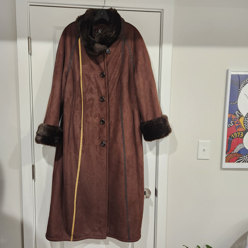 Gallery Collection Vintage Brown Suede Long Coat with Faux Fur Collar & Cuffs – Luxe Retro Outerwear Luxury, Retro, Suede Coat, Faux Fur Coat, Long Coat, Classic Outerwear, Elegant Winter Coat, 1970s–1990s Vintage Gen X Style Size 1X