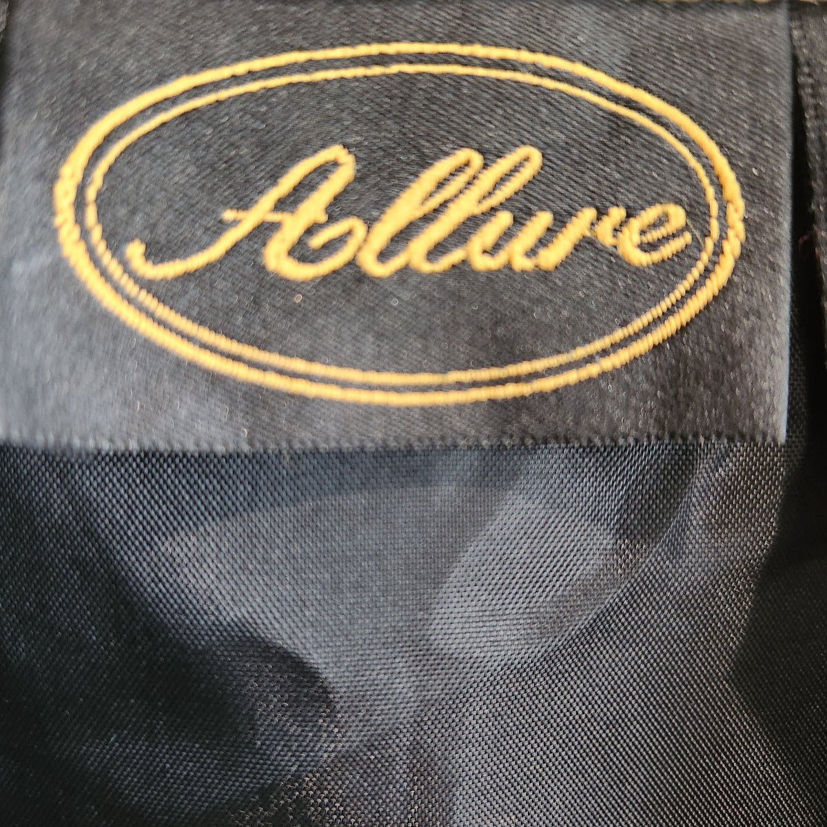 Vintage 1990s Allure Embroidered Patchwork Artwear Jacket — Size L