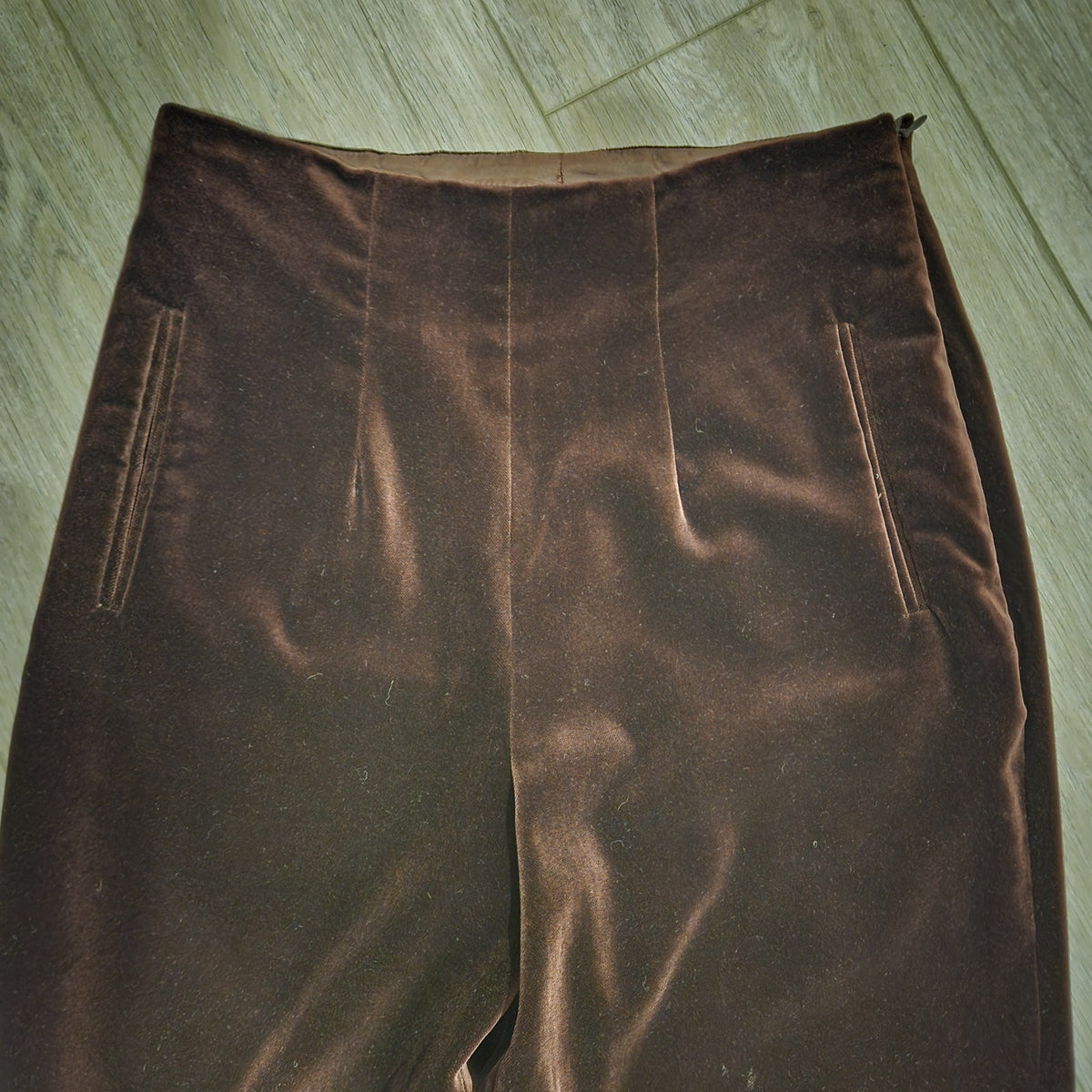 Vintage MONDI Chocolate Brown Cotton-Modal Velvet Trousers — Size 12