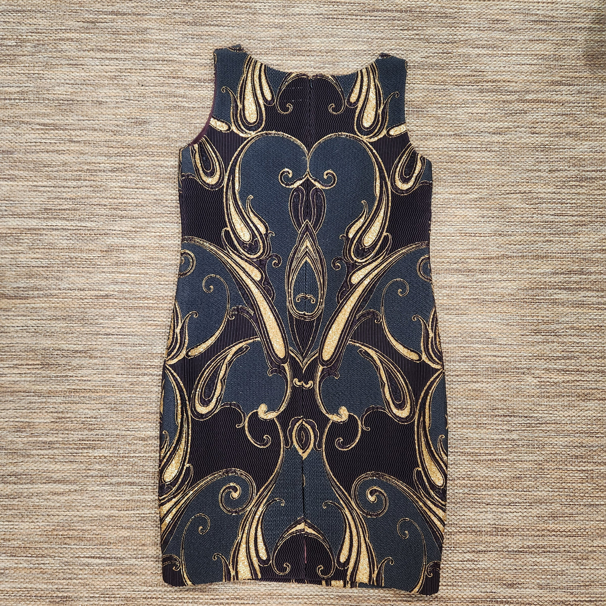 Sleeveless Patterned Shift Dress