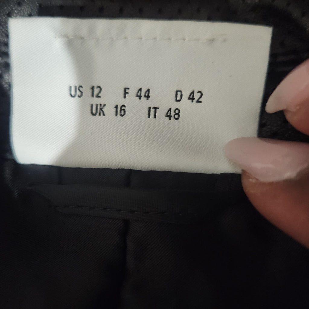 Akris Punto Perforated Lamb Nappa Leather Blazer — Circa 2017–2019