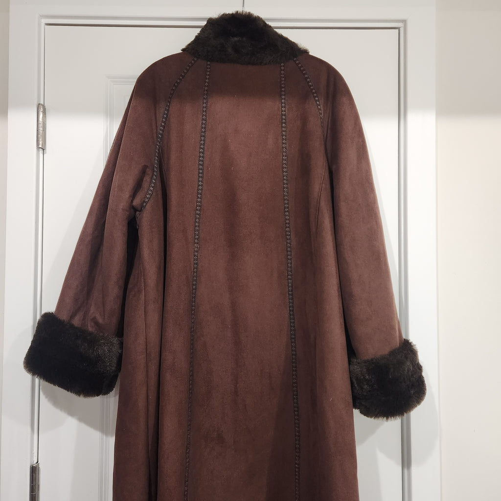 Gallery Collection Vintage Brown Suede Long Coat with Faux Fur Collar & Cuffs – Luxe Retro Outerwear Luxury, Retro, Suede Coat, Faux Fur Coat, Long Coat, Classic Outerwear, Elegant Winter Coat, 1970s–1990s Vintage Gen X Style Size 1X