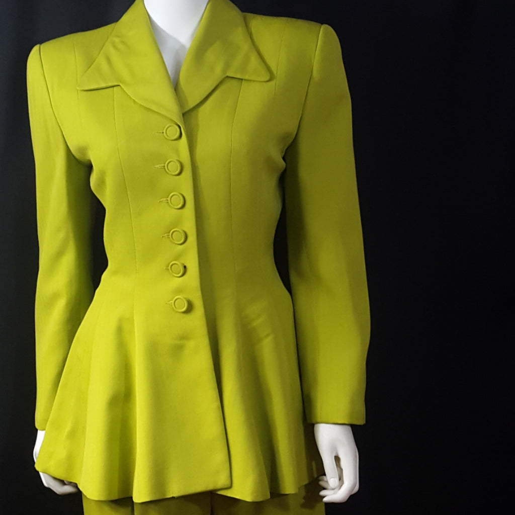 Online Vintage Shop, Vintage Clothing Boutique, Vintage, Women's Clothing, Seconhand, Distressed Vintage Designs, Sustainable Fashion