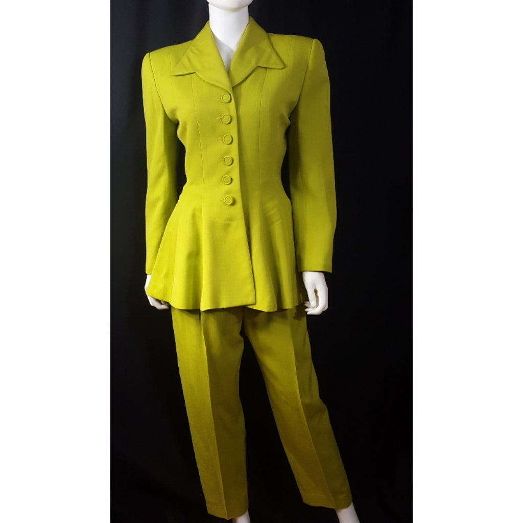Online Vintage Shop, Vintage Clothing Boutique, Vintage, Women's Clothing, Seconhand, Distressed Vintage Designs, Sustainable Fashion