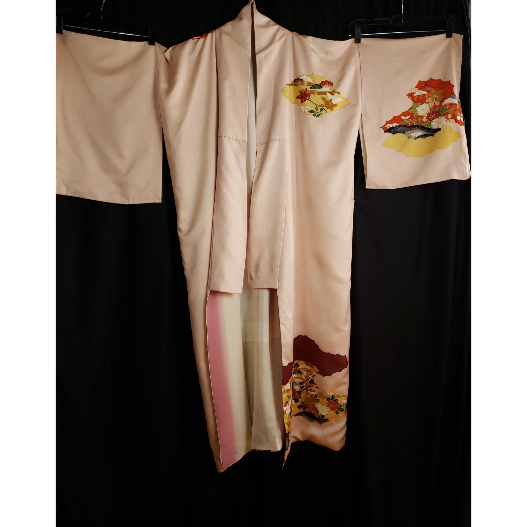 Online Vintage Shop, Vintage Clothing Boutique, Vintage, Women's Clothing, Seconhand, Distressed Vintage Designs, Sustainable Fashion