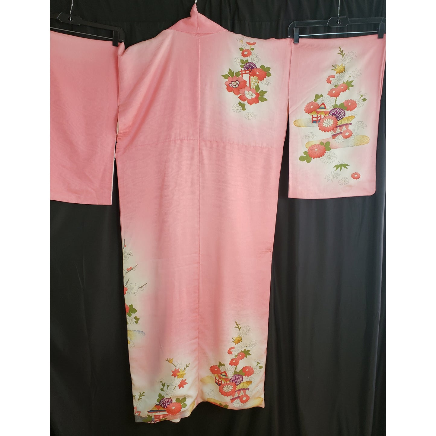 Online Vintage Shop, Vintage Clothing Boutique, Vintage, Women's Clothing, Seconhand, Distressed Vintage Designs, Sustainable Fashion