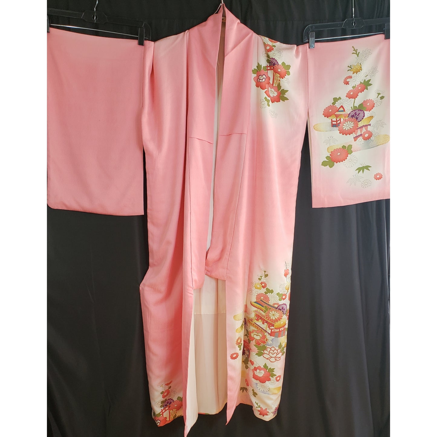 Online Vintage Shop, Vintage Clothing Boutique, Vintage, Women's Clothing, Seconhand, Distressed Vintage Designs, Sustainable Fashion