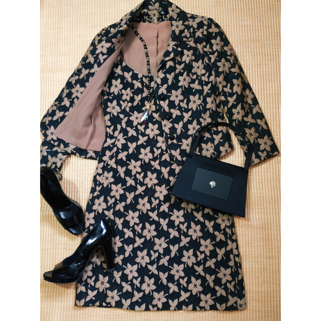 Online Vintage Shop, Vintage Clothing Boutique, Vintage, Women's Clothing, Seconhand, Distressed Vintage Designs, Sustainable Fashion