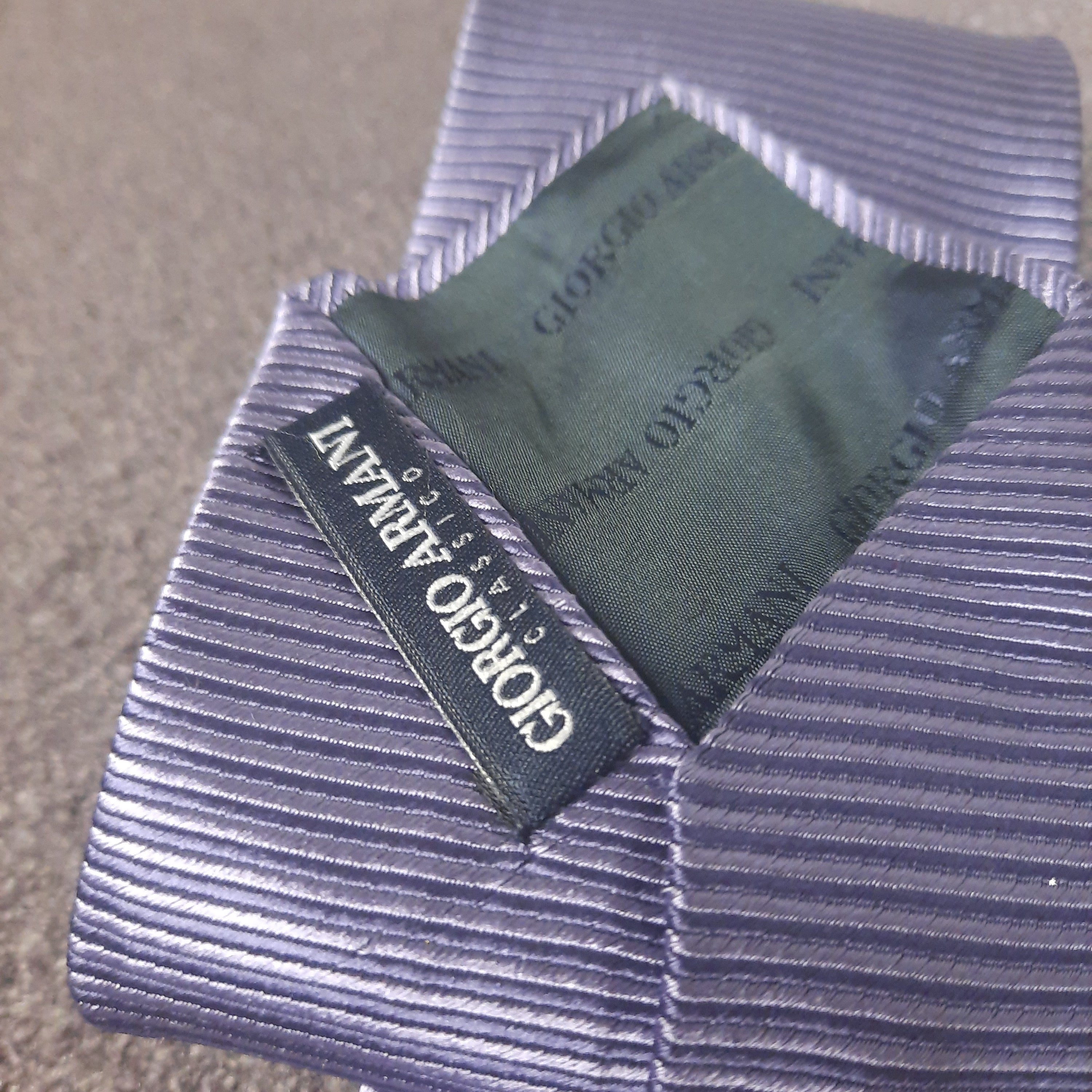 1990s Giorgio Armani Classics Purple Silk Necktie