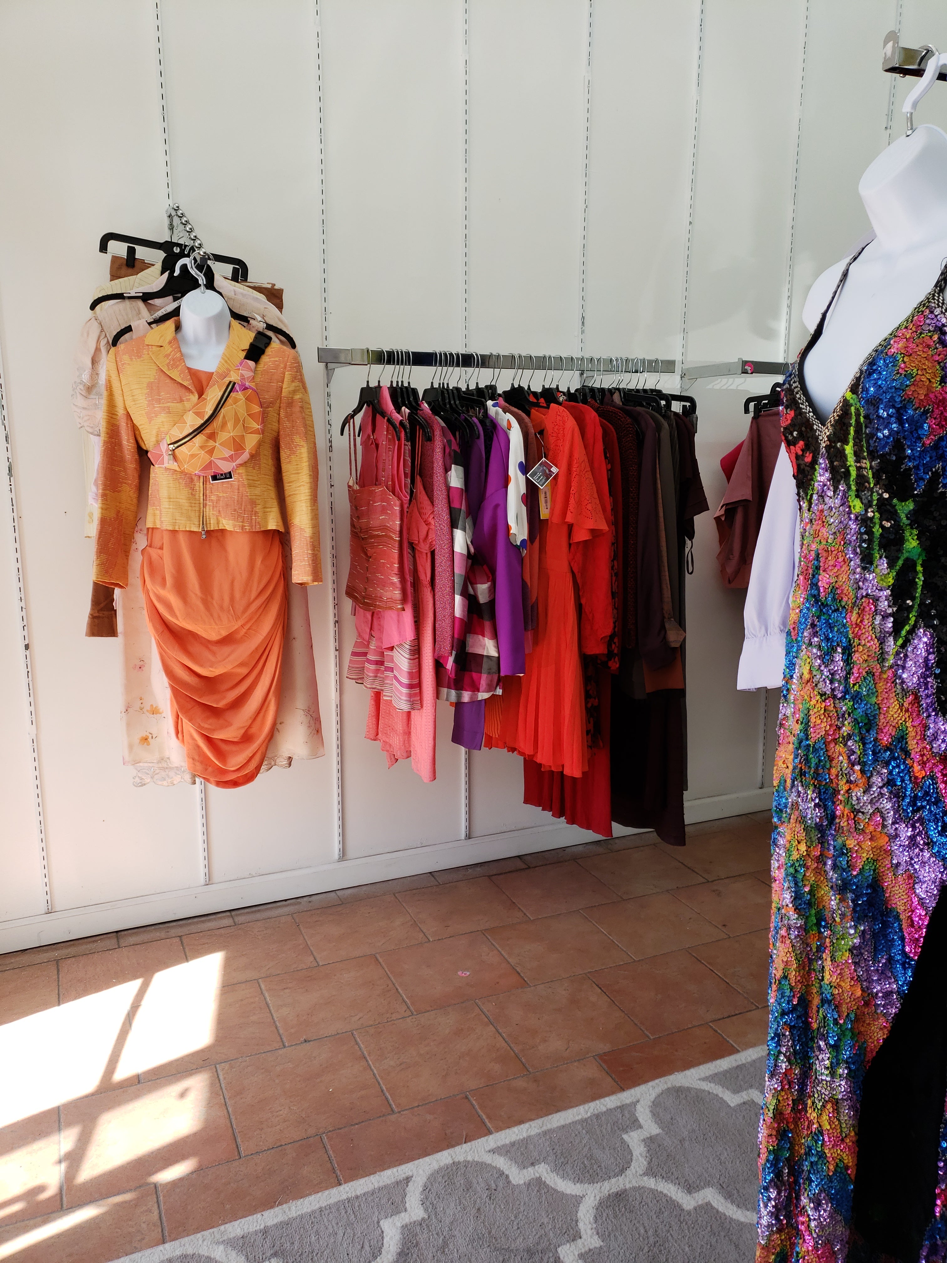 Online Vintage Shop, Vintage Clothing Boutique, Vintage, Women's Clothing, Seconhand, Distressed Vintage Designs, Sustainable Fashion