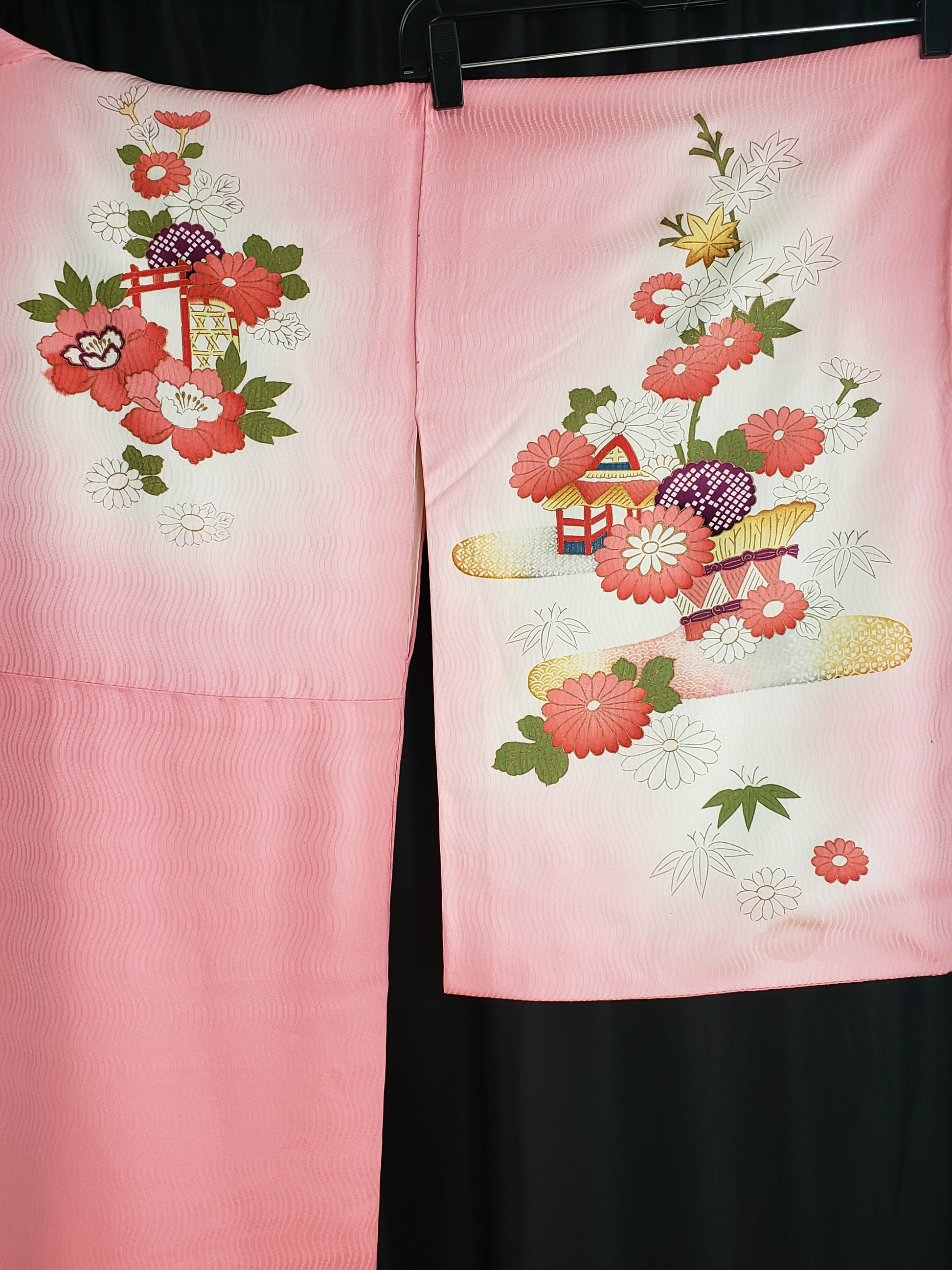 Online Vintage Shop, Vintage Clothing Boutique, Vintage, Women's Clothing, Seconhand, Distressed Vintage Designs, Sustainable Fashion