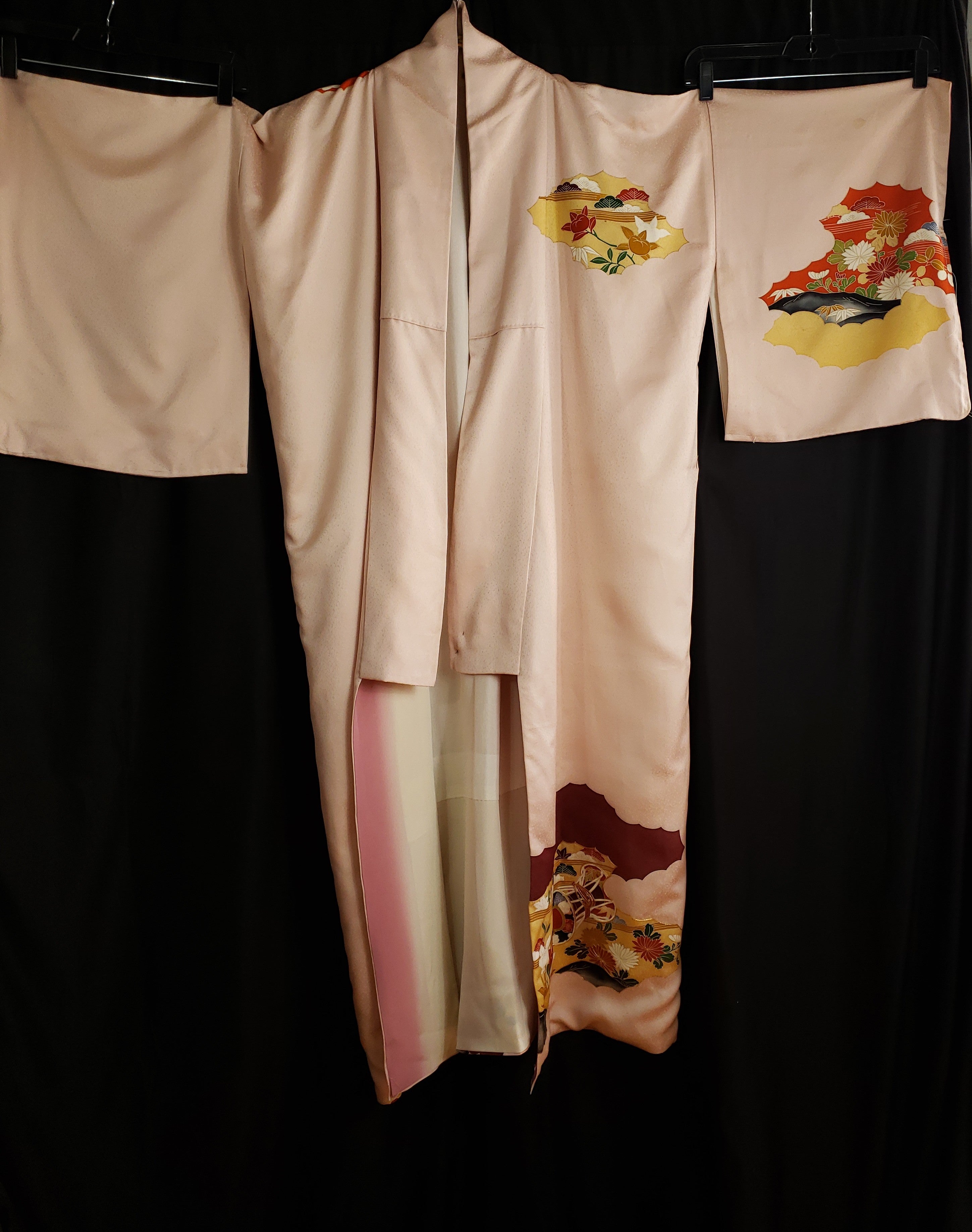 Online Vintage Shop, Vintage Clothing Boutique, Vintage, Women's Clothing, Seconhand, Distressed Vintage Designs, Sustainable Fashion