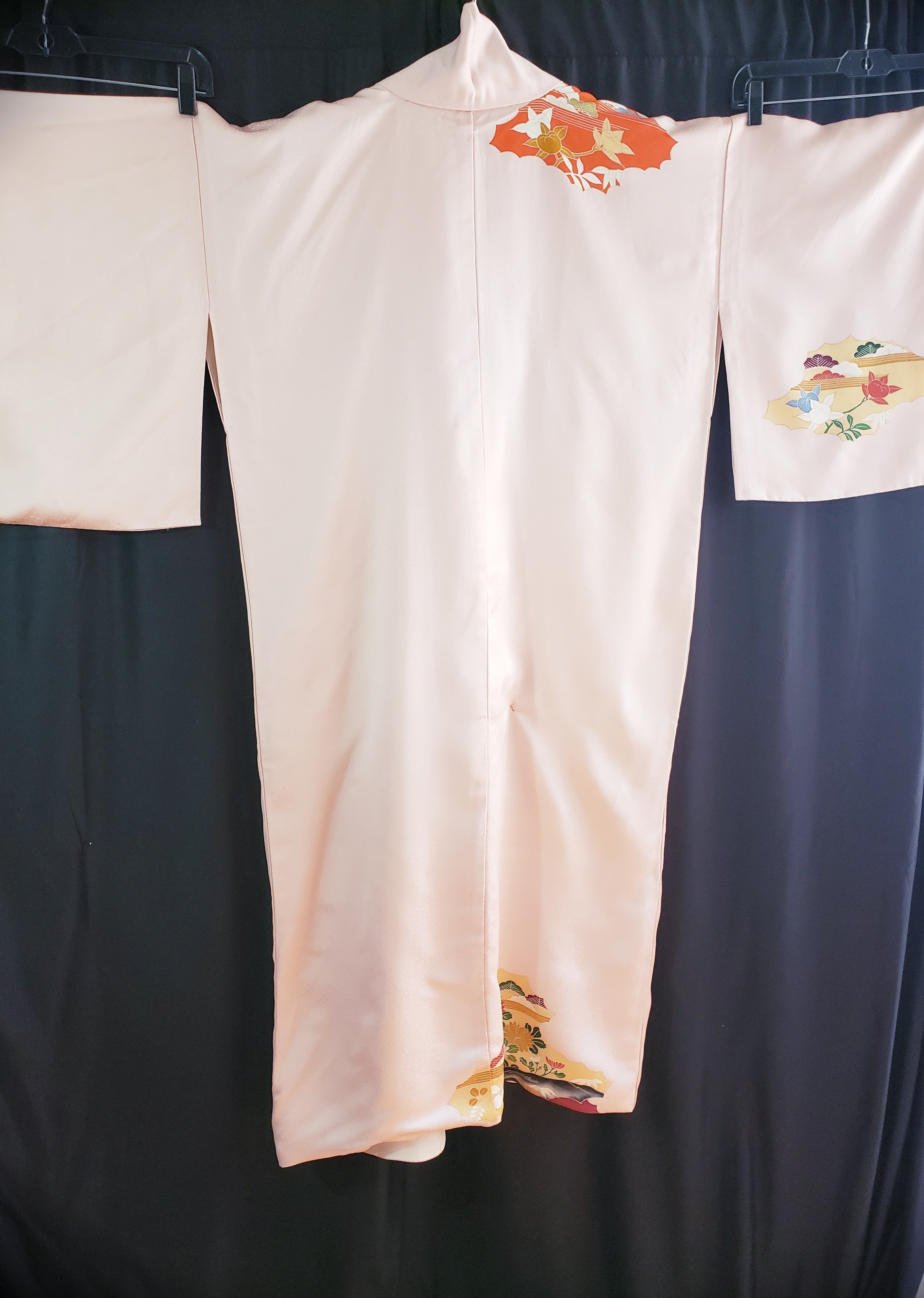 Online Vintage Shop, Vintage Clothing Boutique, Vintage, Women's Clothing, Seconhand, Distressed Vintage Designs, Sustainable Fashion