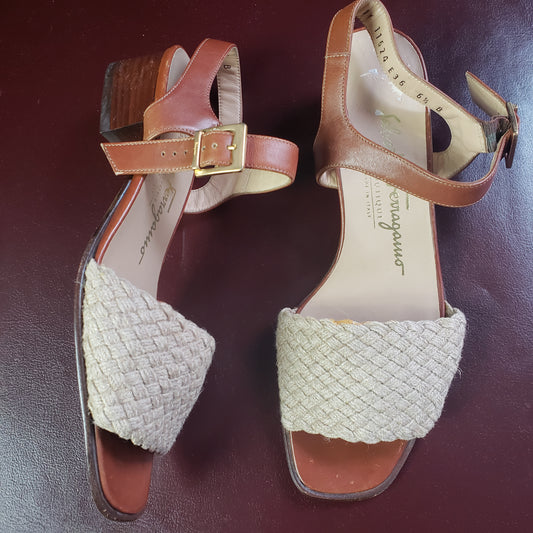 Online Vintage Shop, Vintage Clothing Boutique, Vintage, Women's Clothing, Seconhand, Distressed Vintage Designs, Sustainable Fashion