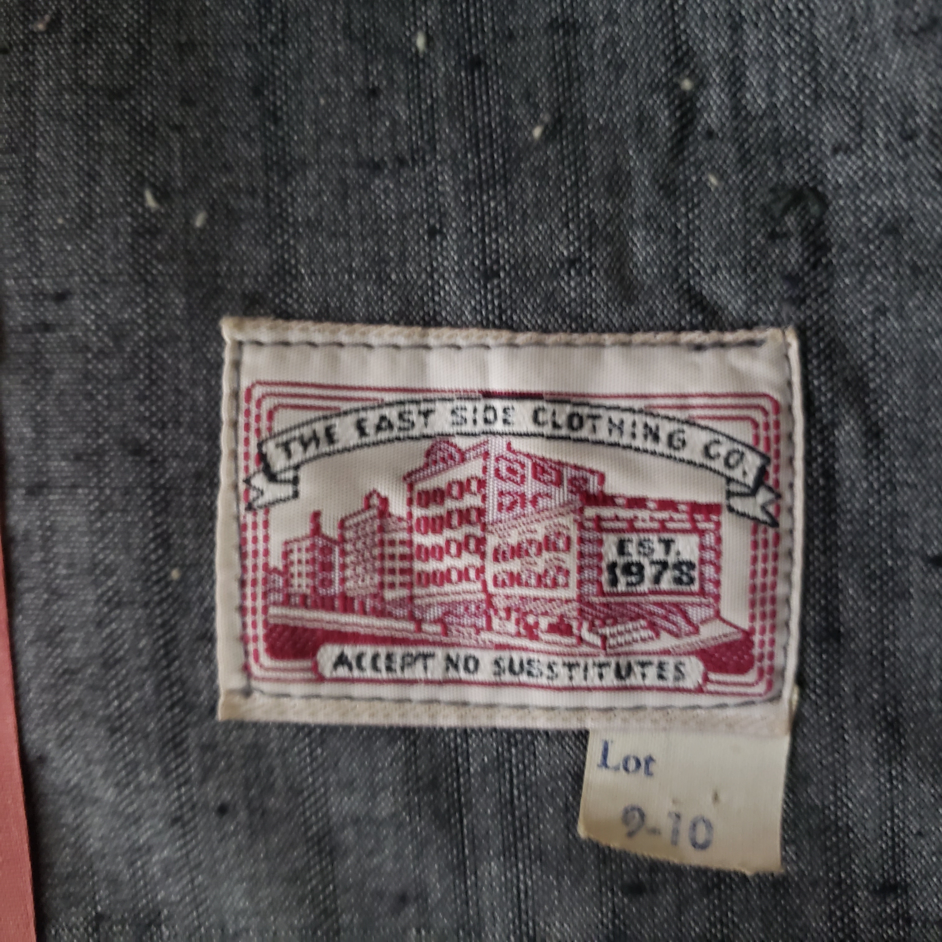 Online Vintage Shop, Vintage Clothing Boutique, Vintage, Women's Clothing, Seconhand, Distressed Vintage Designs, Sustainable Fashion