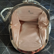 Load image into Gallery viewer, 1950s Vintage Harry Levine  Clasp Bag
