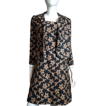 Load image into Gallery viewer, 1950s Floral Print Sheath Dress &amp; Jacket Size S
