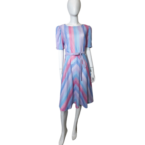 Vintage - Dresses - Seventies Dress.- Lucille Golden