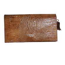 Load image into Gallery viewer, Vintage Gala Di Roma Leather Clutch