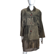 Load image into Gallery viewer, Ellen Tracy Suede Fringe Jacket Size M
