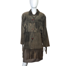 Load image into Gallery viewer, Ellen Tracy Suede Fringe Jacket Size M
