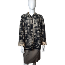 Load image into Gallery viewer, Mud Cloth Reversible Jacket Size L
