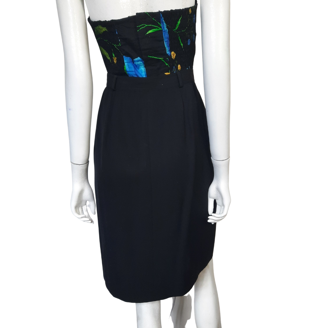 Valentino Miss V Vintage  Wool Pencil Skirt Size 10