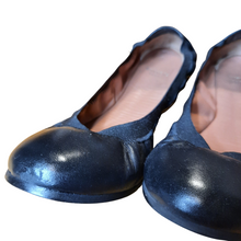 Load image into Gallery viewer, Givenchy Leather Ballereina Flats Size 39