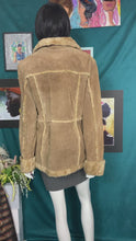 Load and play video in Gallery viewer, 90s Mudd Jeans Shearling Size XL