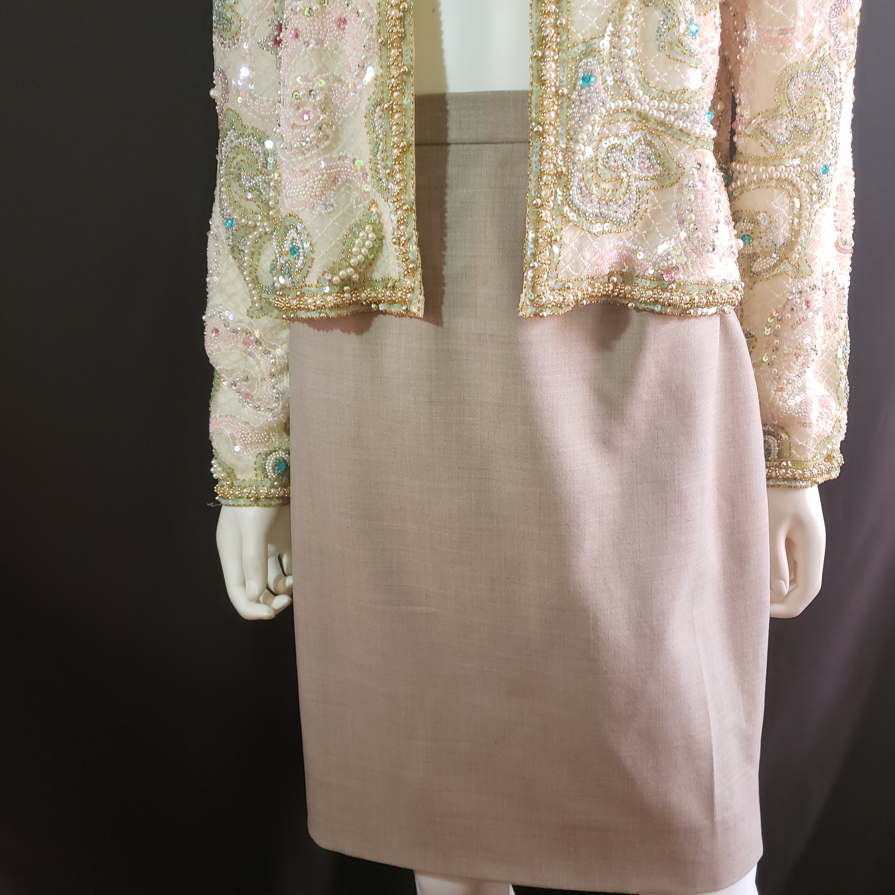 Online Vintage Shop, Vintage Clothing Boutique, Vintage, Women's Clothing, Seconhand, Distressed Vintage Designs, Sustainable Fashion