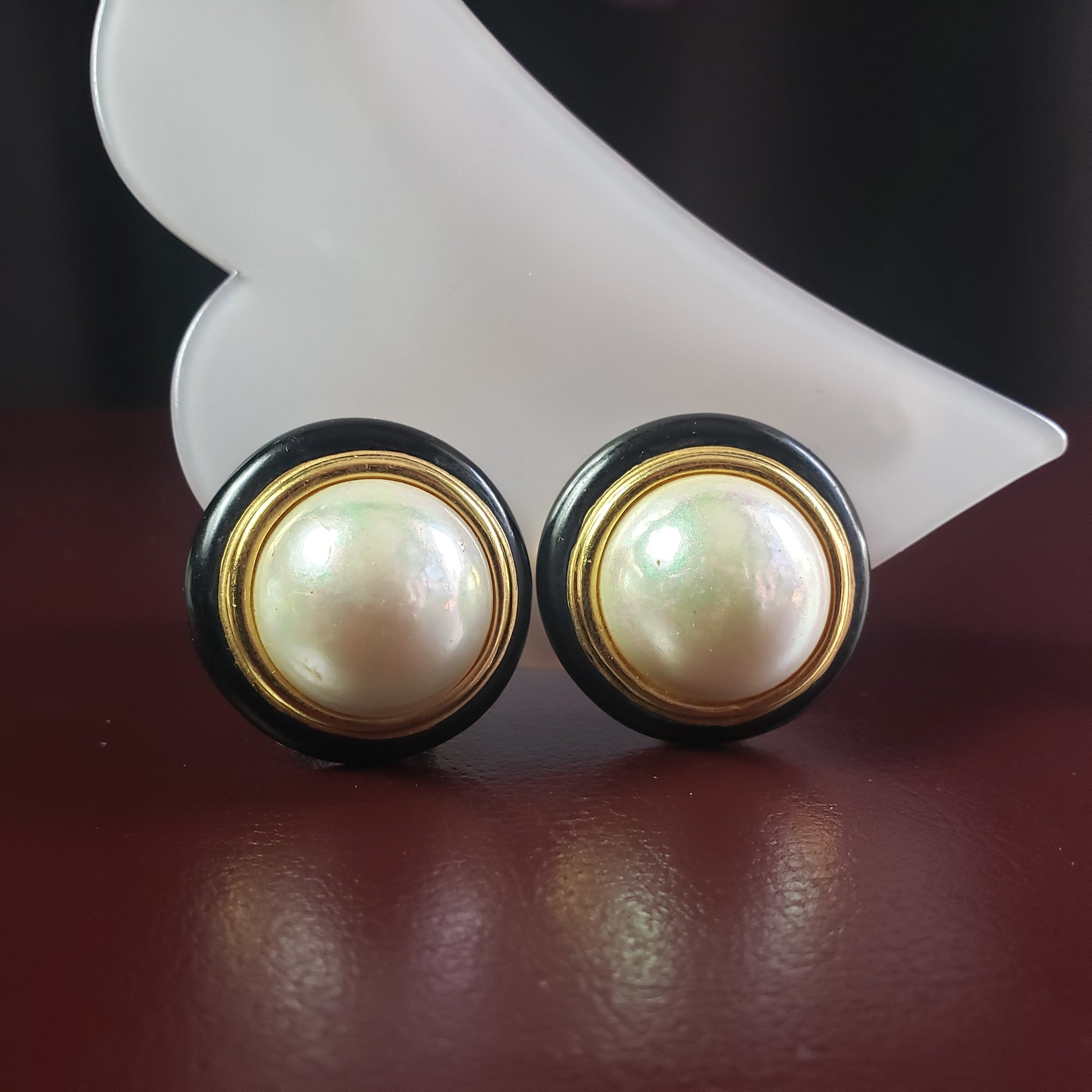 Online Vintage Shop, Vintage Clothing Boutique, Vintage, Women's Clothing, Seconhand, Distressed Vintage Designs, Sustainable Fashion