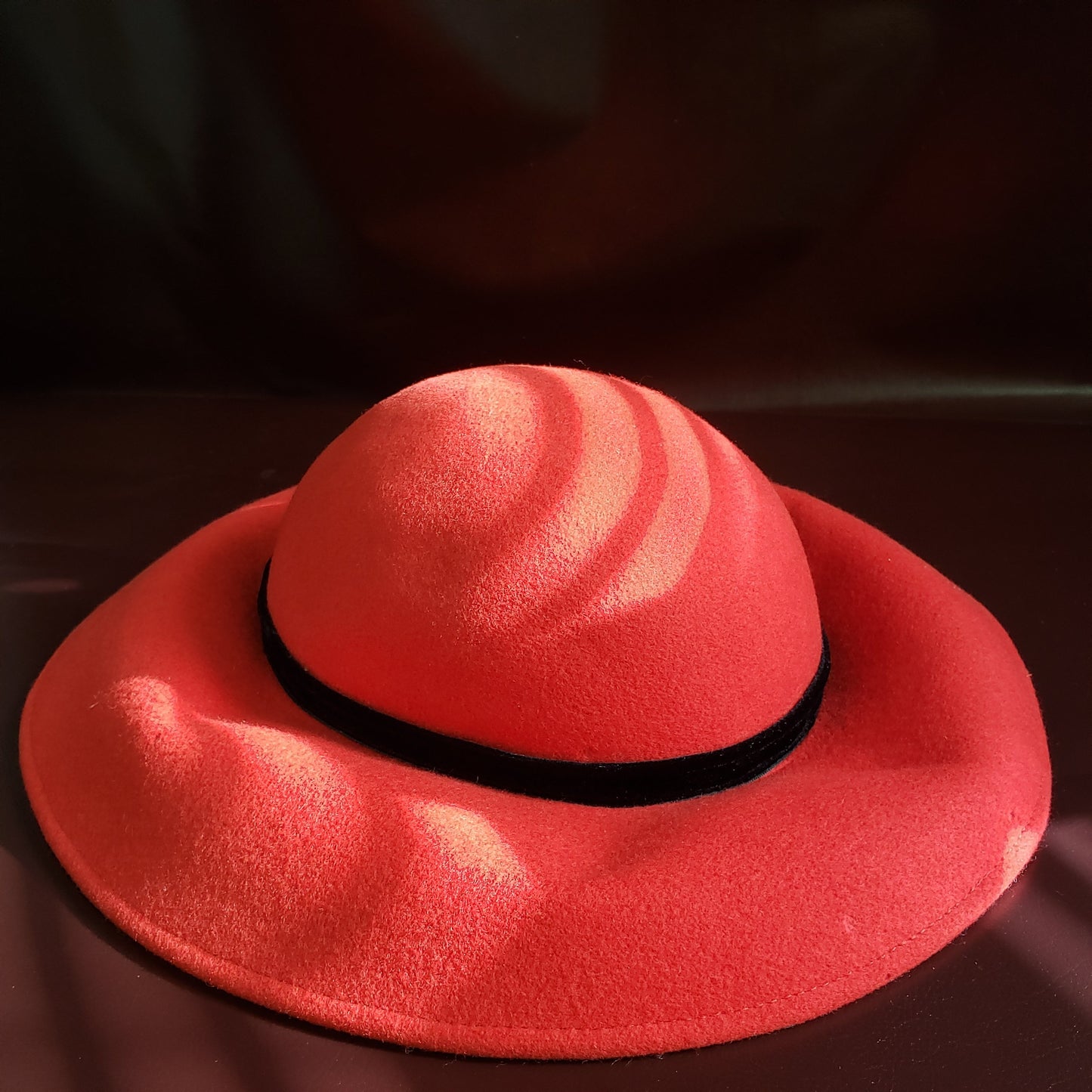 Online Vintage Shop, Vintage Clothing Boutique, Vintage, Women's Clothing, Seconhand, Distressed Vintage Designs, Sustainable Fashion