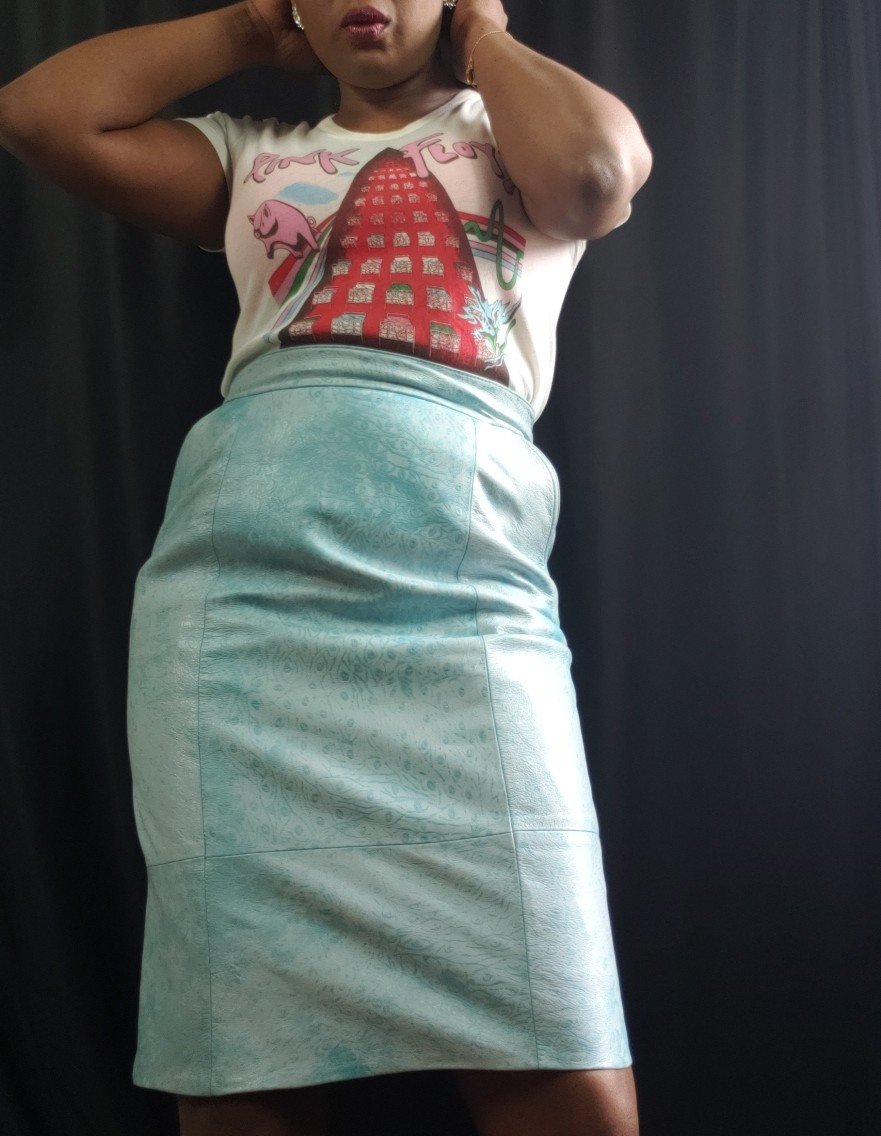 Online Vintage Shop, Vintage Clothing Boutique, Vintage, Women's Clothing, Seconhand, Distressed Vintage Designs, Sustainable Fashion