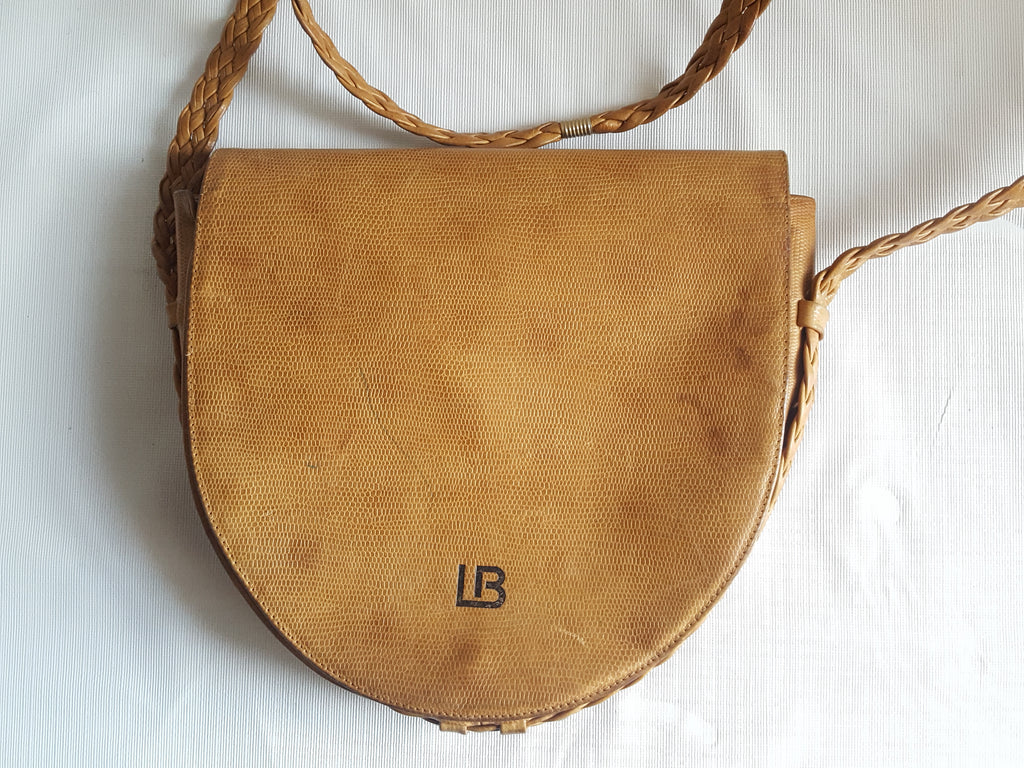 Online Vintage Shop, Vintage Clothing Boutique, Vintage, Women's Clothing, Seconhand, Distressed Vintage Designs, Sustainable Fashion