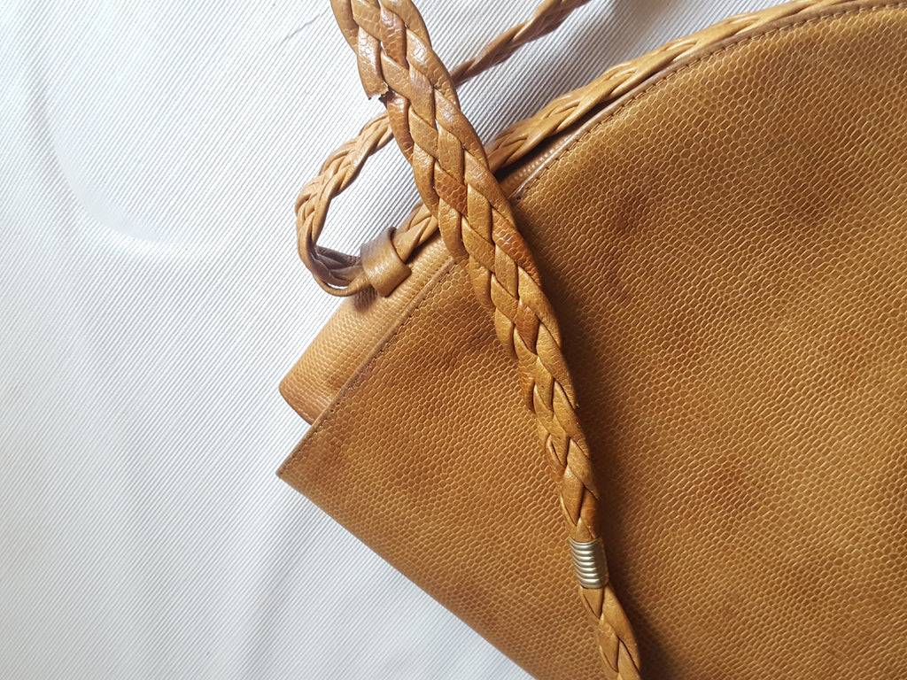Online Vintage Shop, Vintage Clothing Boutique, Vintage, Women's Clothing, Seconhand, Distressed Vintage Designs, Sustainable Fashion