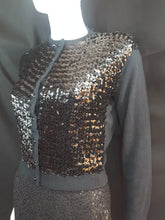 Load image into Gallery viewer, Online Vintage Shop, Vintage Clothing Boutique, Vintage, Women&#39;s Clothing, Seconhand, Distressed Vintage Designs, Sustainable Fashion
